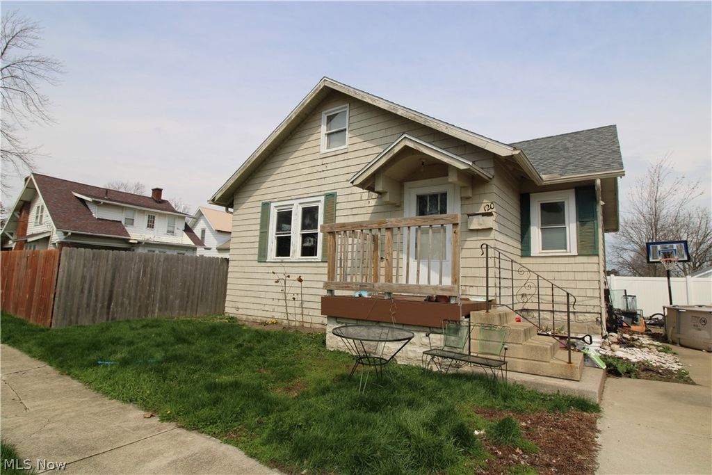 Photo of 120 W 5th Street, Port Clinton, OH 43452 (MLS # 5207263)