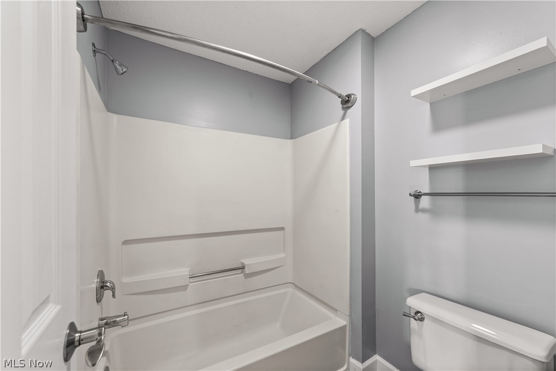 Fox Hollow/Woodhawk Condo - Residential