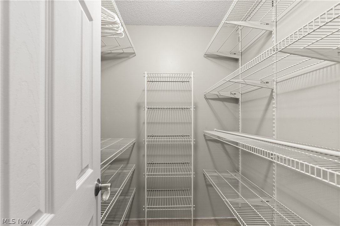 Fox Hollow/Woodhawk Condo - Residential