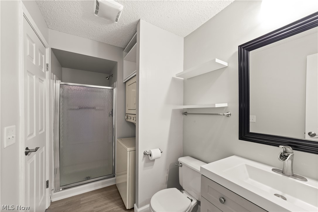 Fox Hollow/Woodhawk Condo - Residential