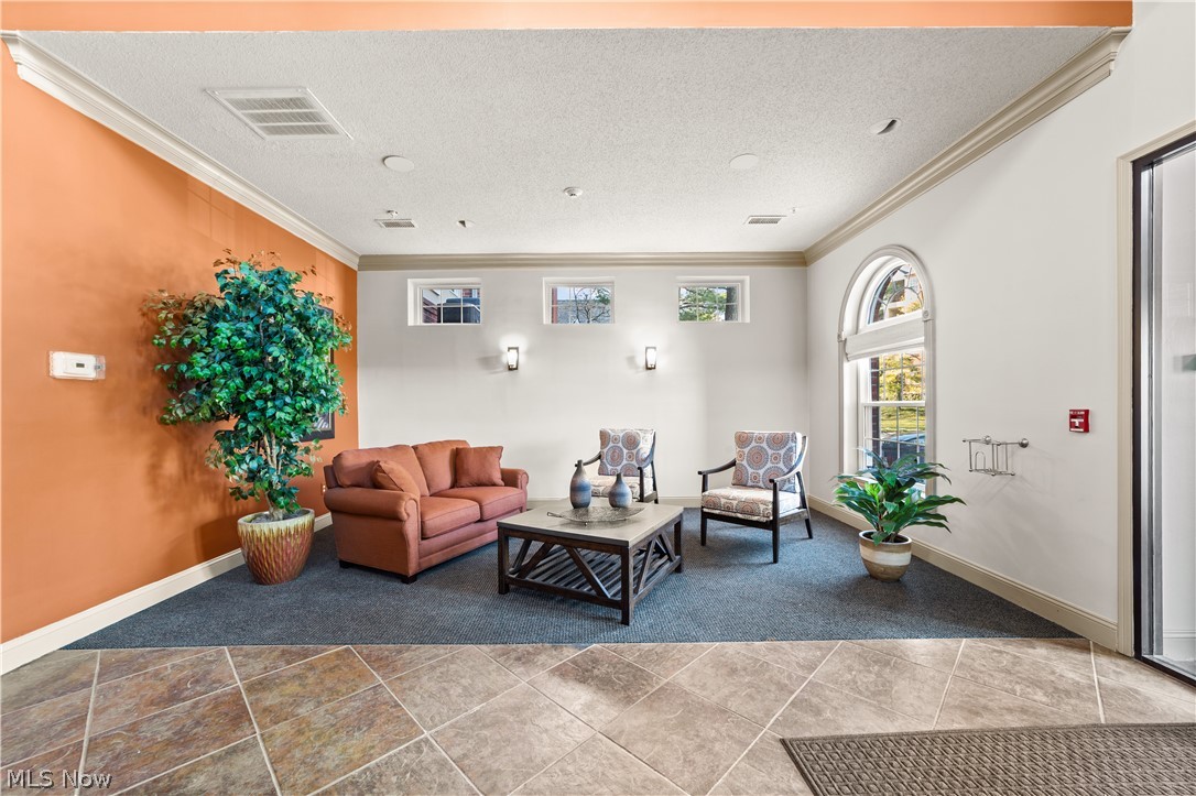 Fox Hollow/Woodhawk Condo - Residential