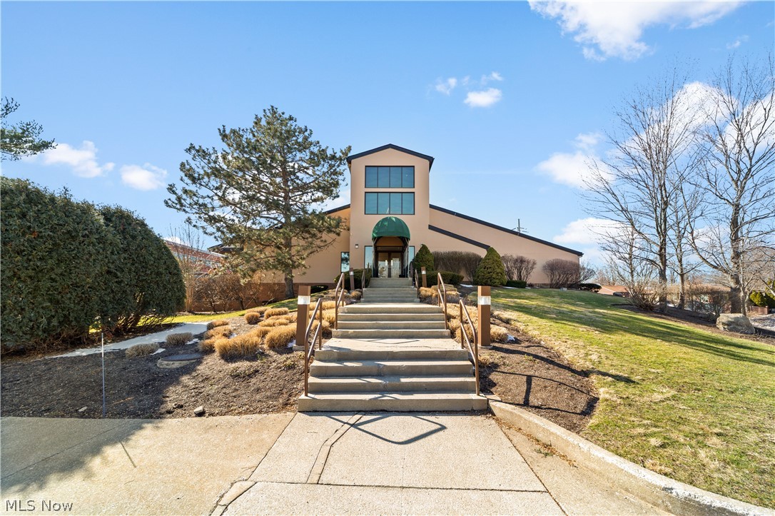 Fox Hollow/Woodhawk Condo - Residential