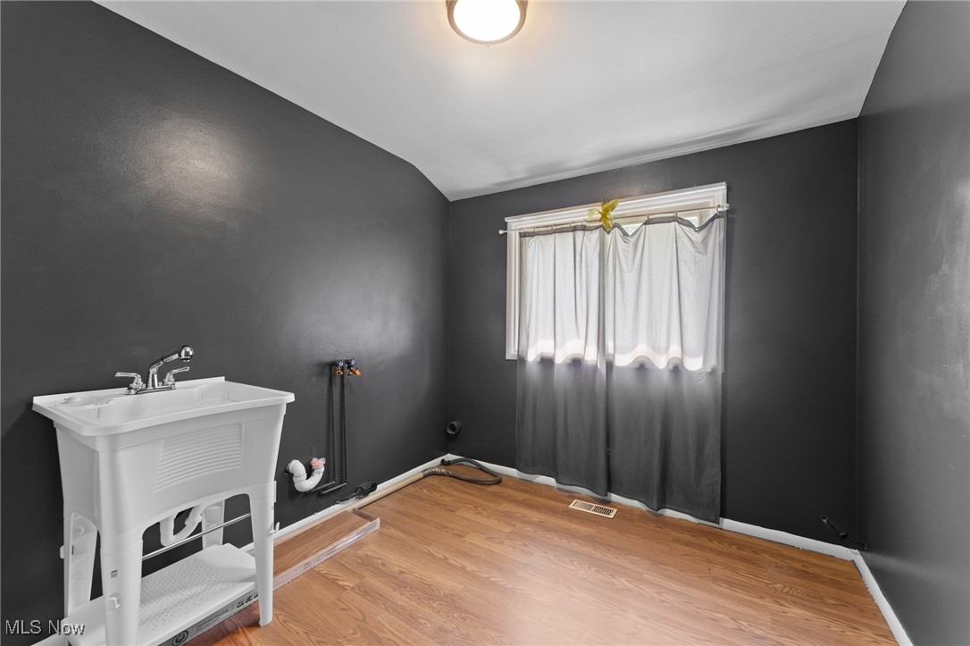 Crag Lndg 01 - Residential