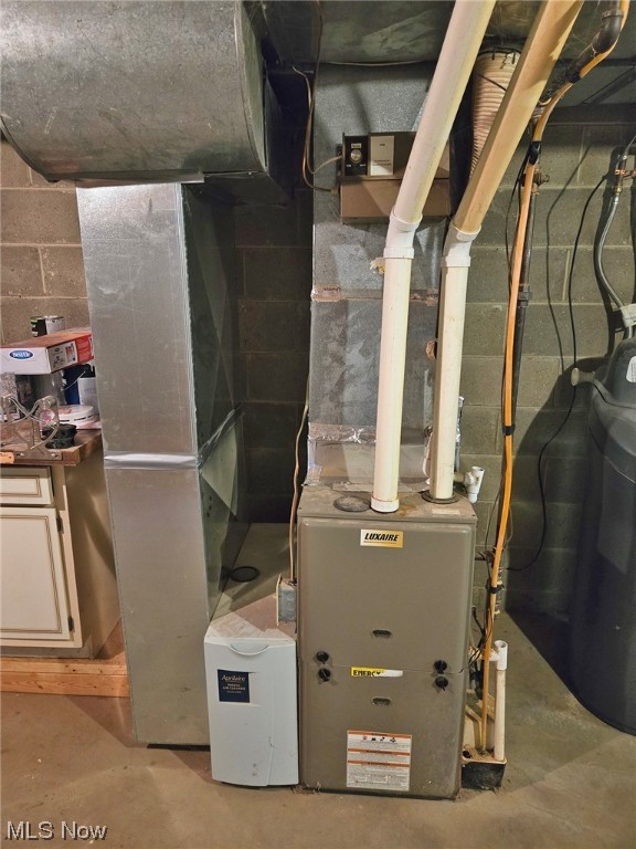 Wilkshire Hills 08 Edgewood Ac - Residential