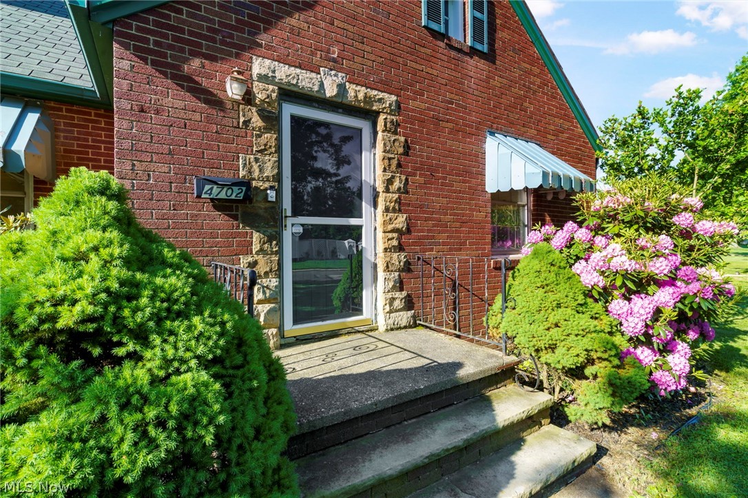 West Manor - Residential