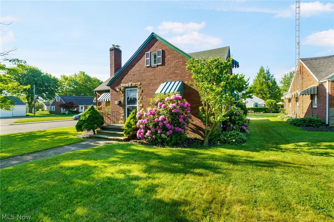 West Manor - Residential