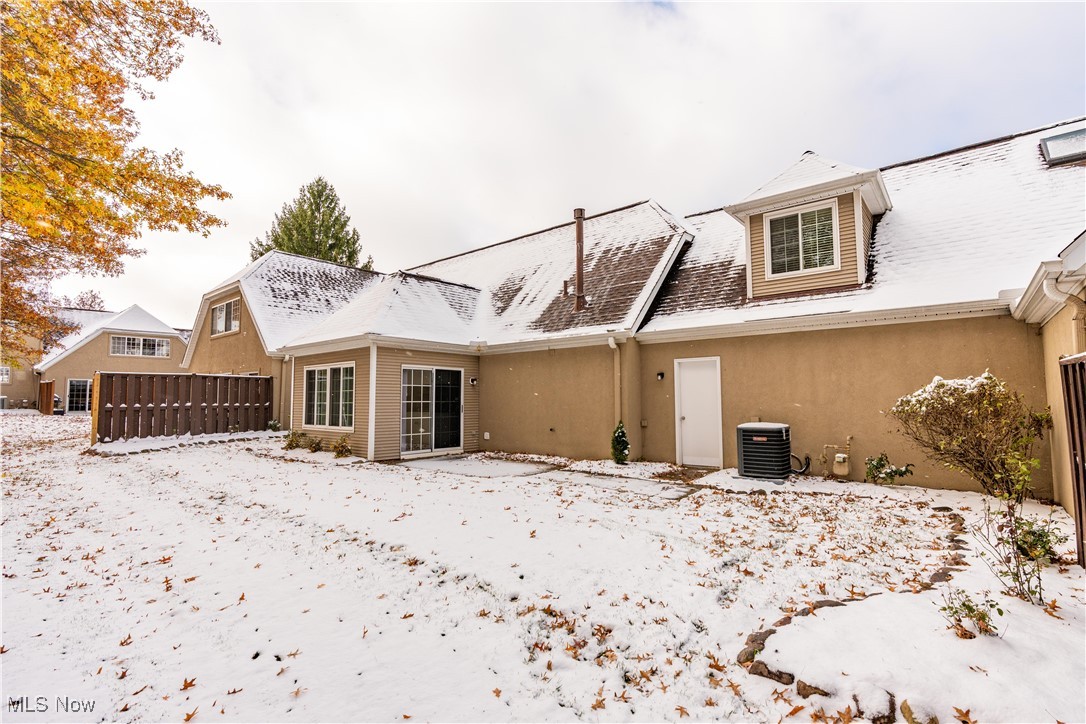 Cobblestone Lane Condo - Residential