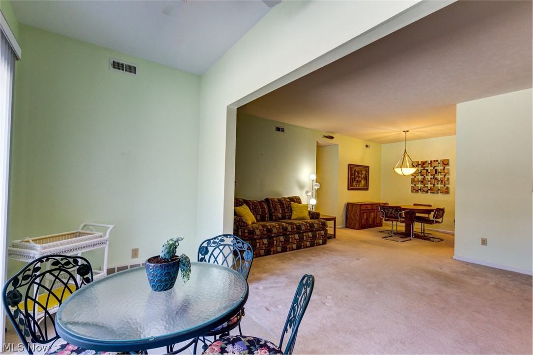 Hickory Ridge Condo Ph 12 - Residential