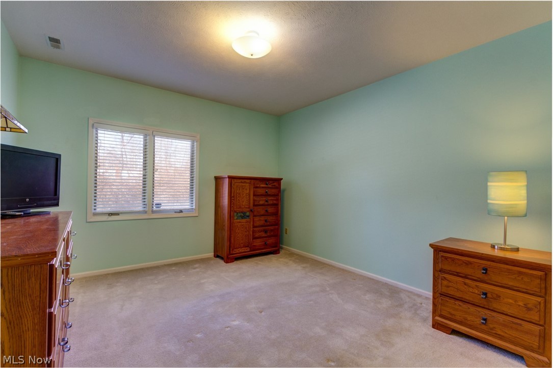 Hickory Ridge Condo Ph 12 - Residential