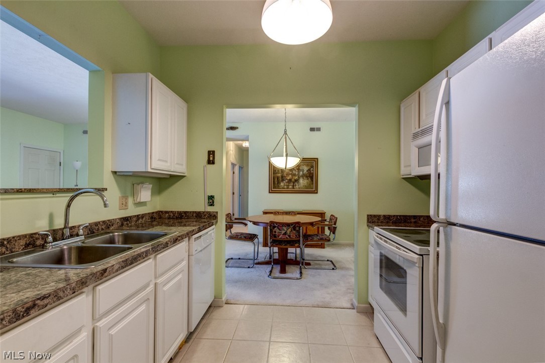 Hickory Ridge Condo Ph 12 - Residential