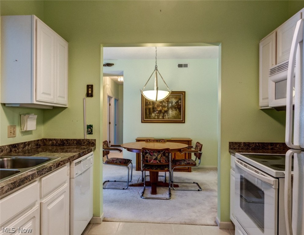 Hickory Ridge Condo Ph 12 - Residential