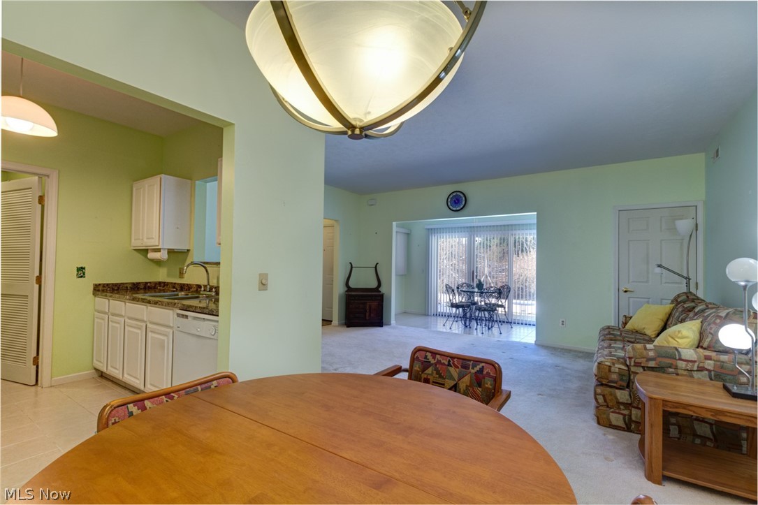 Hickory Ridge Condo Ph 12 - Residential