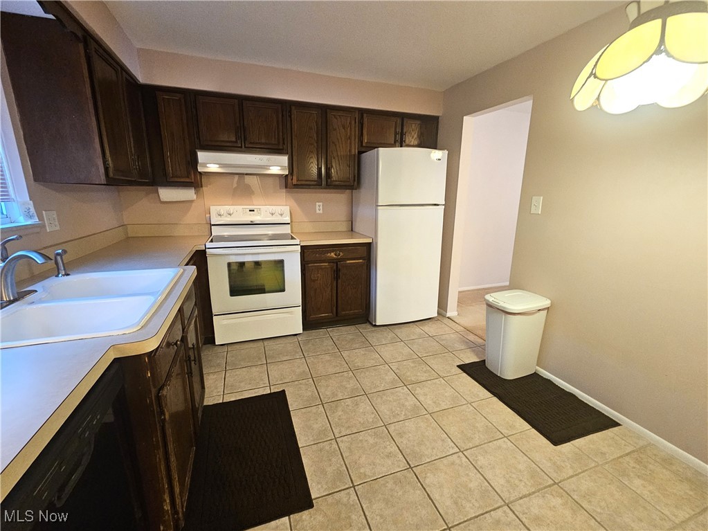 Concord Square Village Condo M & N - Residential