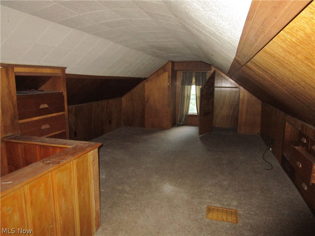 Pine Hollow 05 - Residential