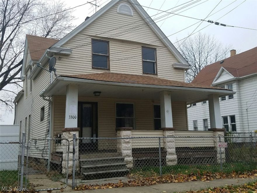 "Seller has corrected some city violations - anxious to sell ASAP - Garage has been sided & roofed. Two vinyl replacement windows have been installed"  
Great Investment Opportunity!! This spacious 2 family colonial features 4 bedrooms; 2 baths. Formal Dining Room; Living Room offers plenty of windows to allow the natural light in. Full Basement for extra storage. Add your decorating ideas.  Schedule your showing and submit your offer.