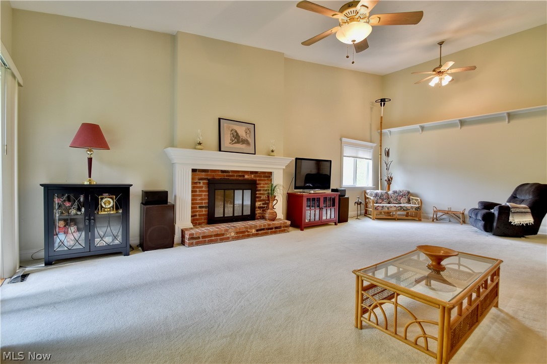 Pipers Ridge Condo - Residential