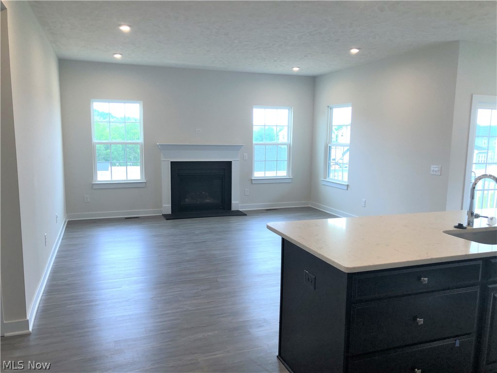 Glendale Village - Residential