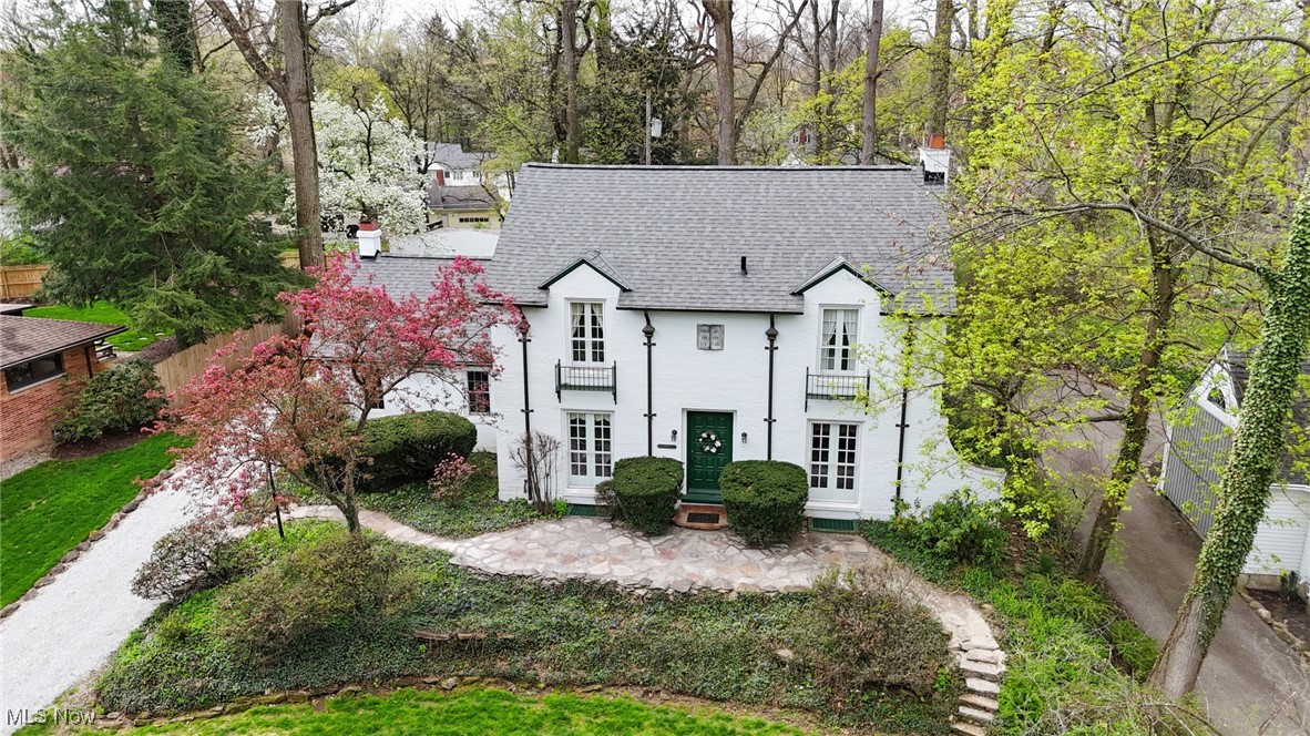 2864 Lakeland Pkwy, Stow, Ohio image 2