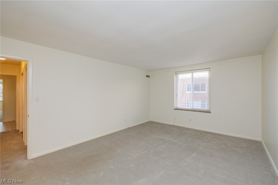 Hampshire House Condo - Residential