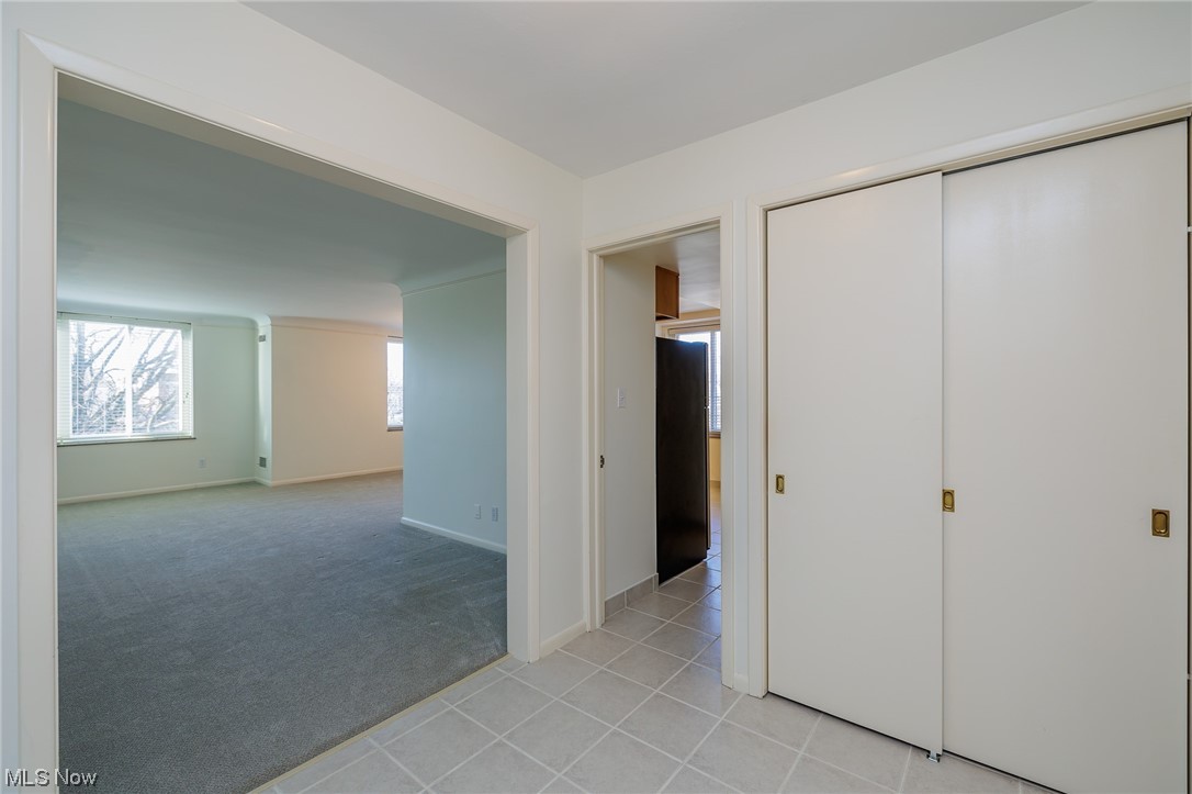 Hampshire House Condo - Residential