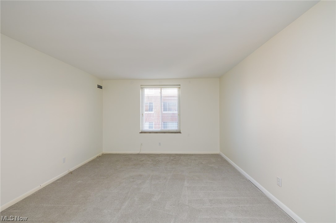 Hampshire House Condo - Residential