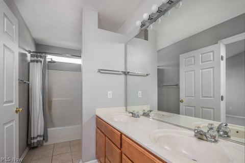 Tiny photo for 648 Cornell Drive, Broadview Heights, OH 44147 (MLS # 5255510)