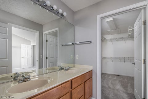 Tiny photo for 648 Cornell Drive, Broadview Heights, OH 44147 (MLS # 5255510)