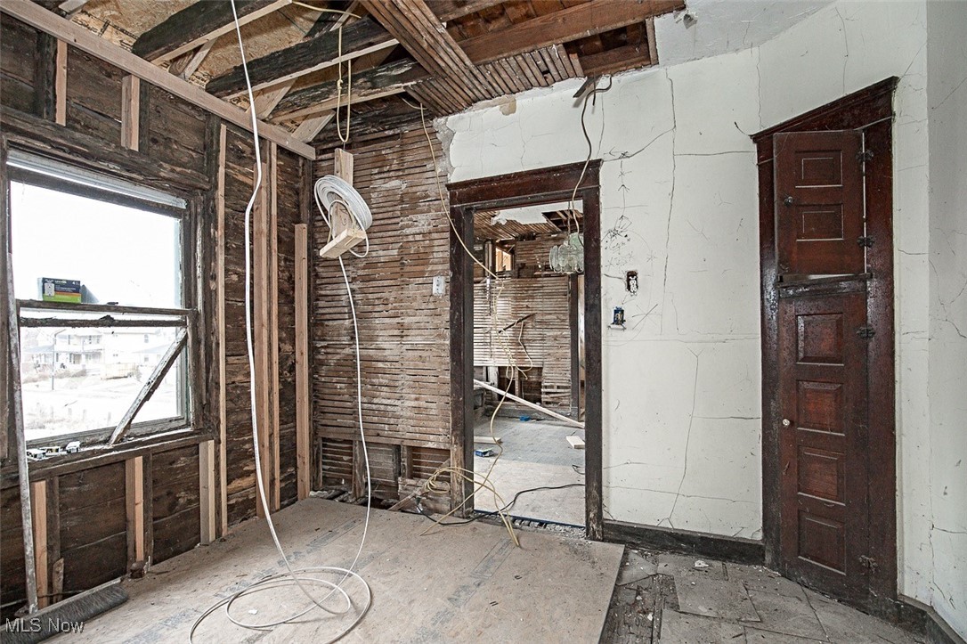 Windmere 03 - Residential Income