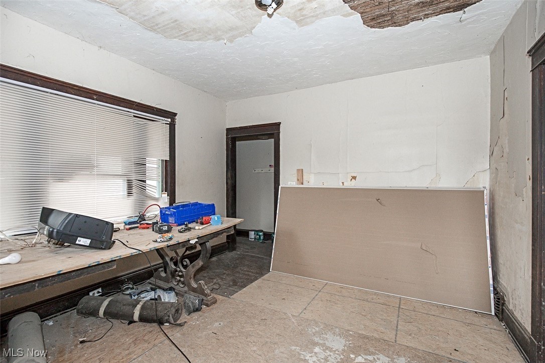 Windmere 03 - Residential Income