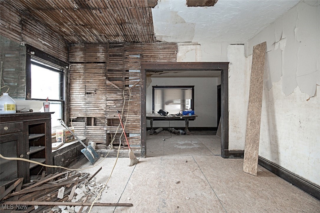 Windmere 03 - Residential Income