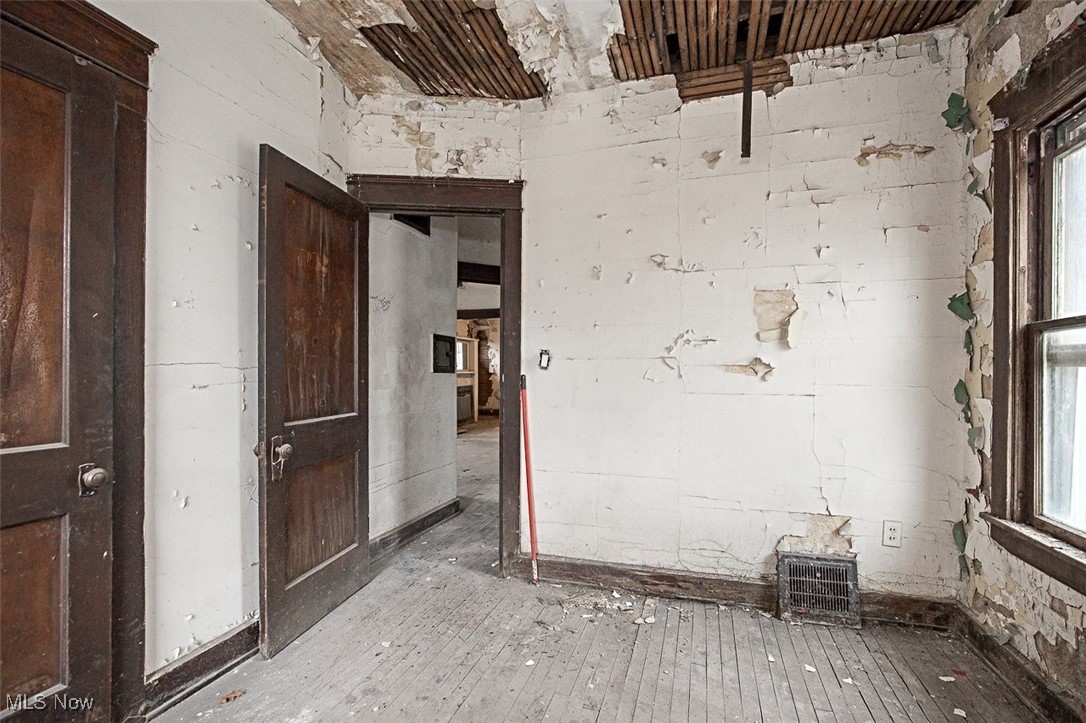 Windmere 03 - Residential Income