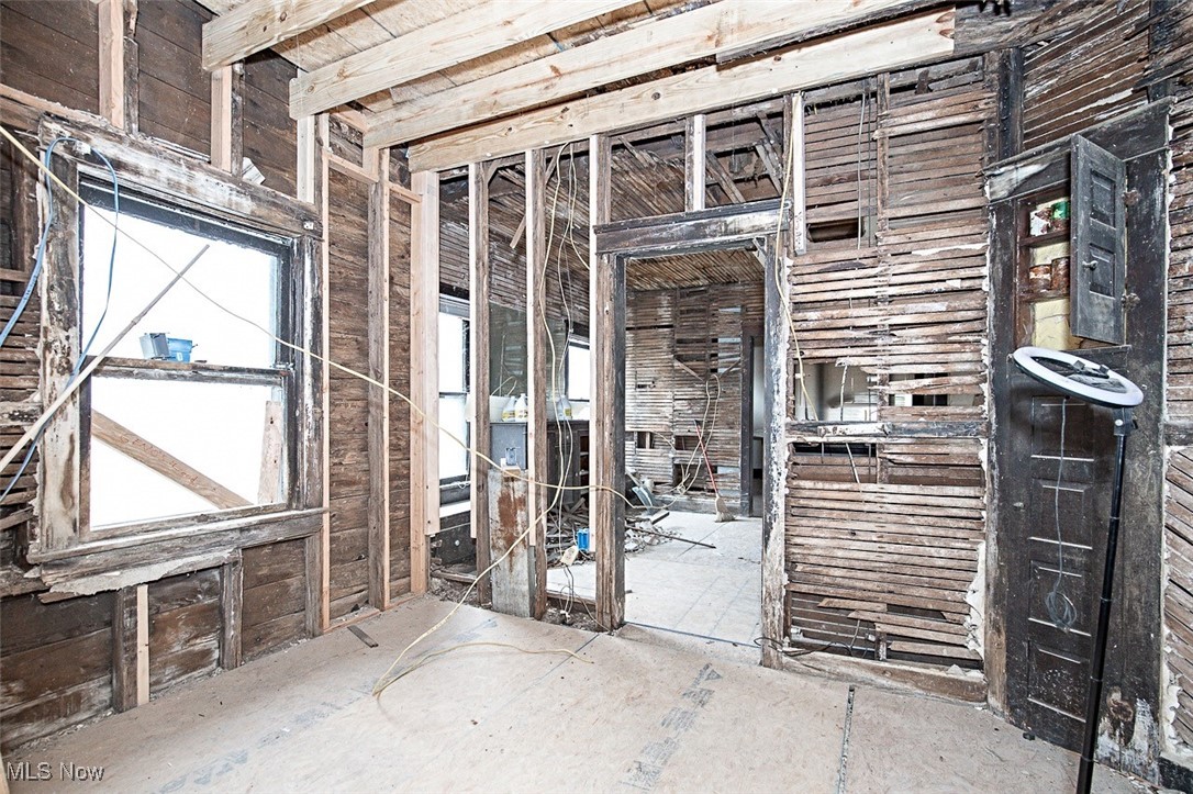 Windmere 03 - Residential Income