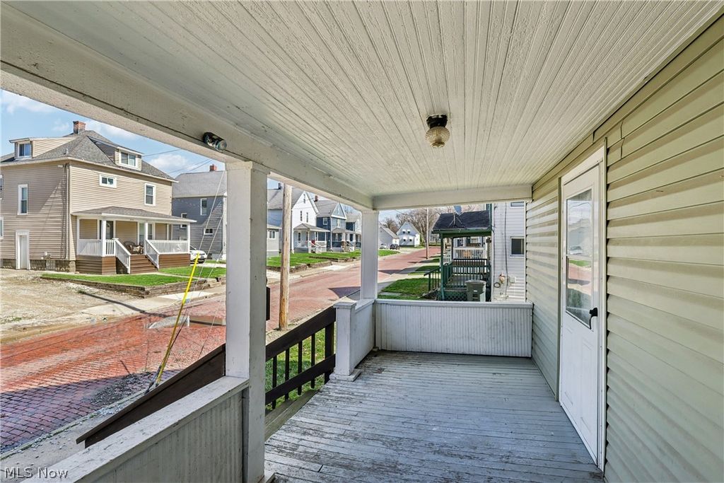 Photo of 350 Rankin Street, Akron, OH 44311 (MLS # 5189115)