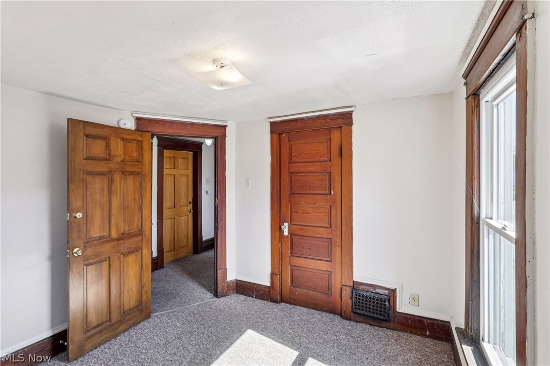 Voris Steinbacher Allotment - Residential