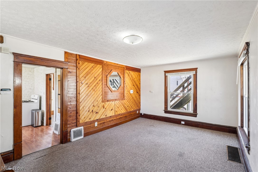 Voris Steinbacher Allotment - Residential