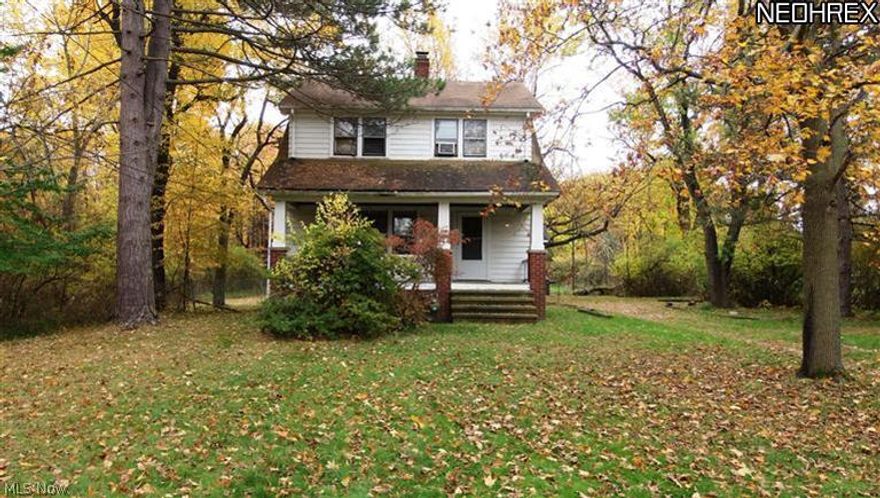 Great Strongsville Value! 3 Bedroom Bungalow Offers Plenty Of Potential! Sits On Almost One Acre Wooded Lot! Has Large Eat-In Kitchen. There Is A Formal Dining Room With Built-In Cabinet. Hardwood Floors. Brand New Glass Block Windows 2014! Great Opportunity! Zoned Commercial! Bring Your Buyers! ***Seller Says Bring All Offers!***