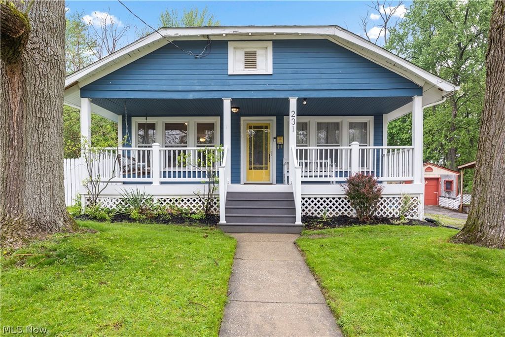 Photo of 231 W Union Street, Medina, OH 44256 (MLS # 5205887)