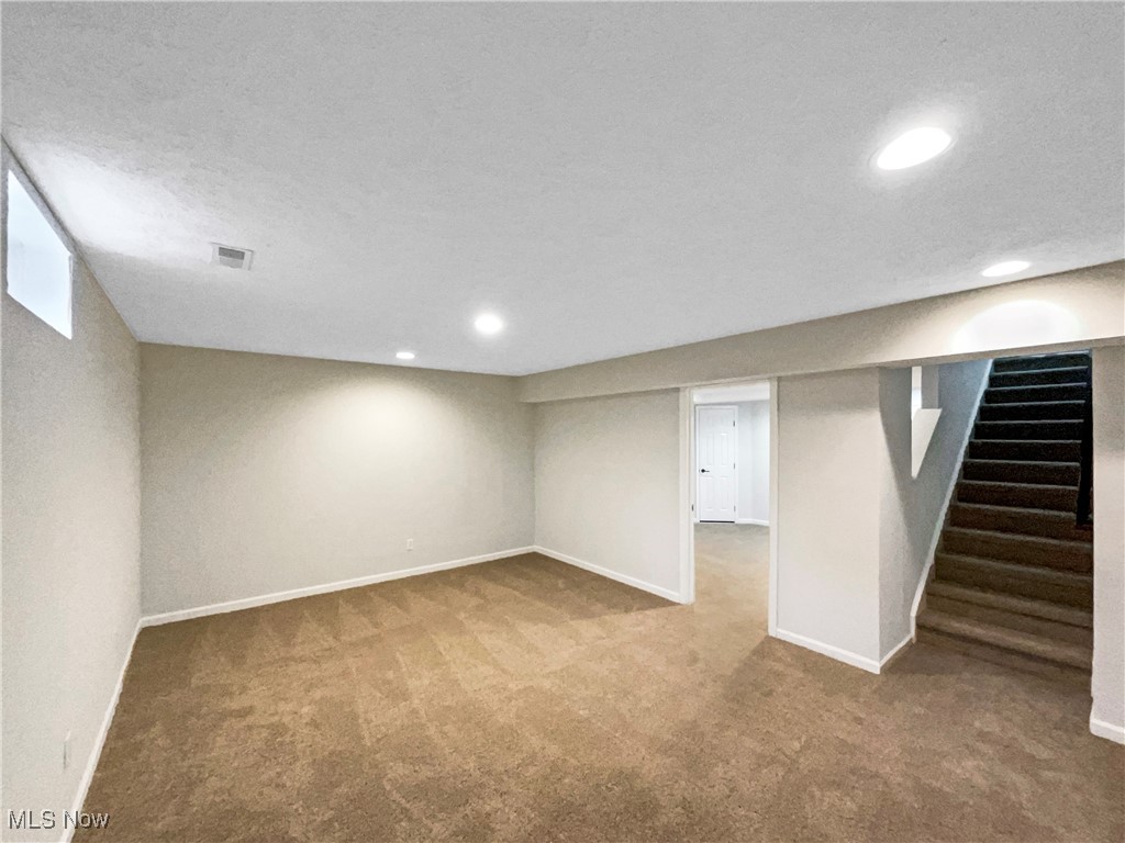 1022 Woodfield Lane, Brunswick, Ohio image 17