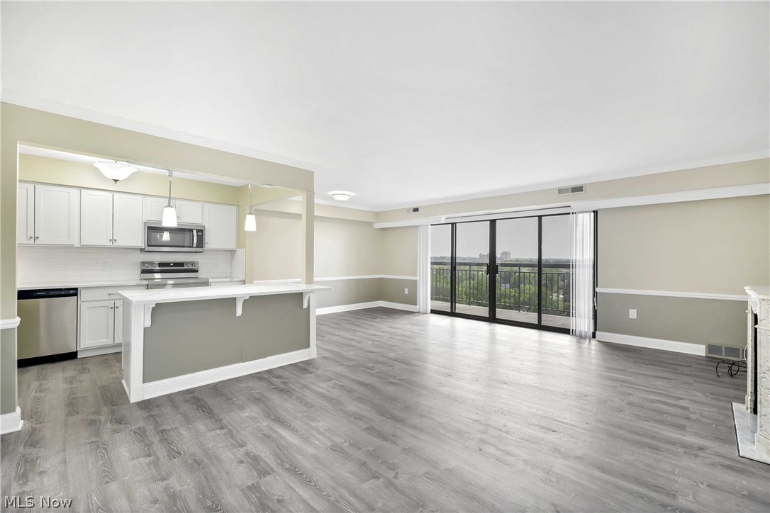 12550 Lake Avenue 1410