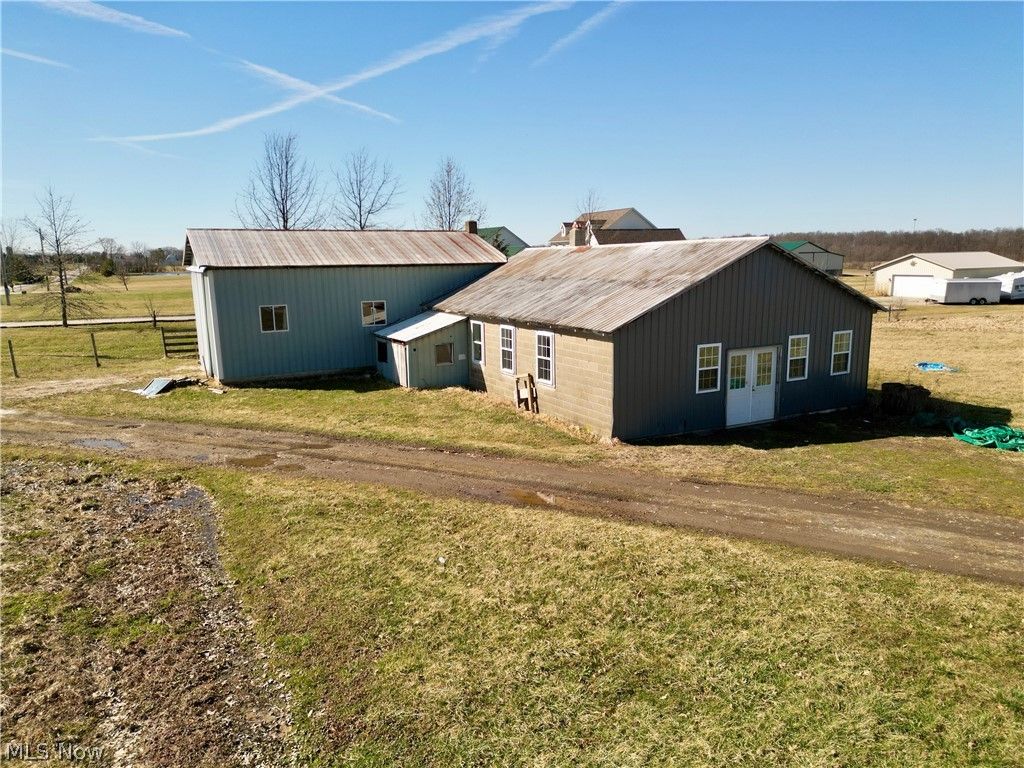 Photo of 286 County Road 40, Sullivan, OH 44880 (MLS # 5192351)
