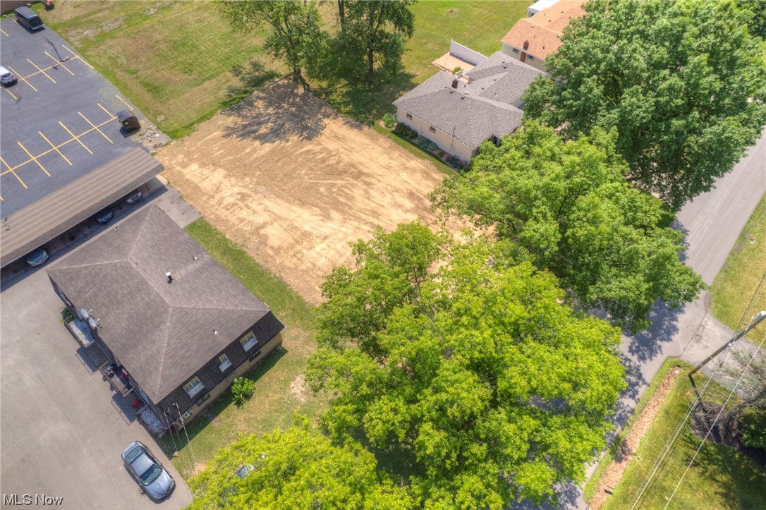 Colonial Heights - Land