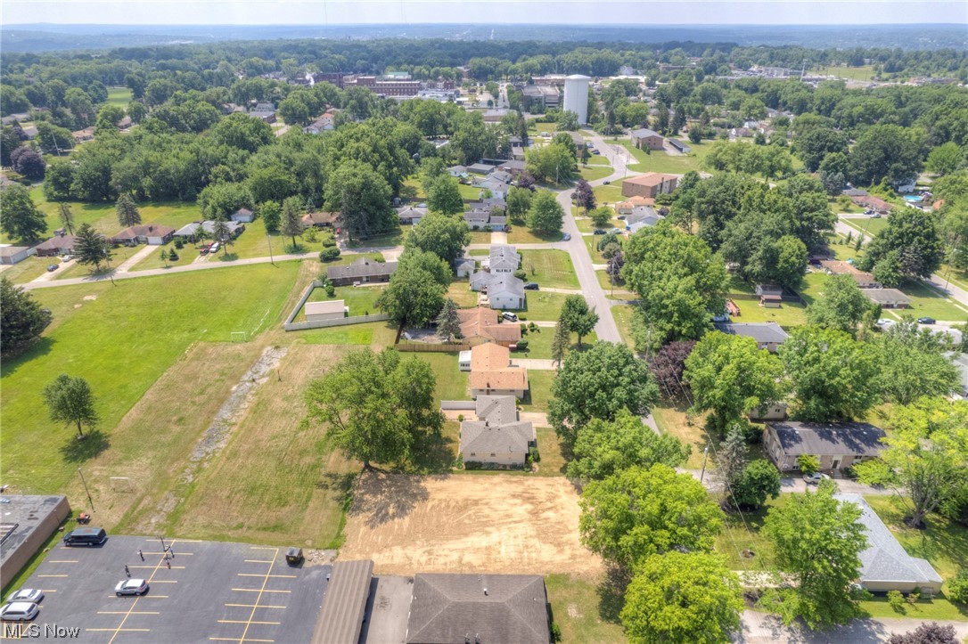 Colonial Heights - Land