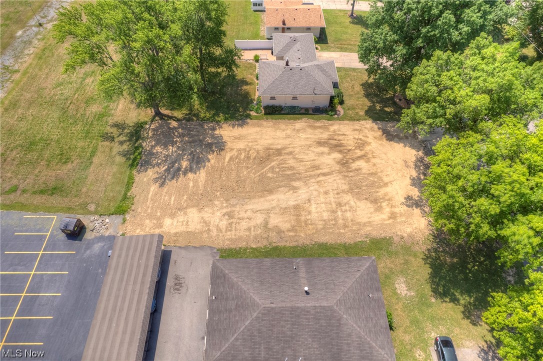 Colonial Heights - Land