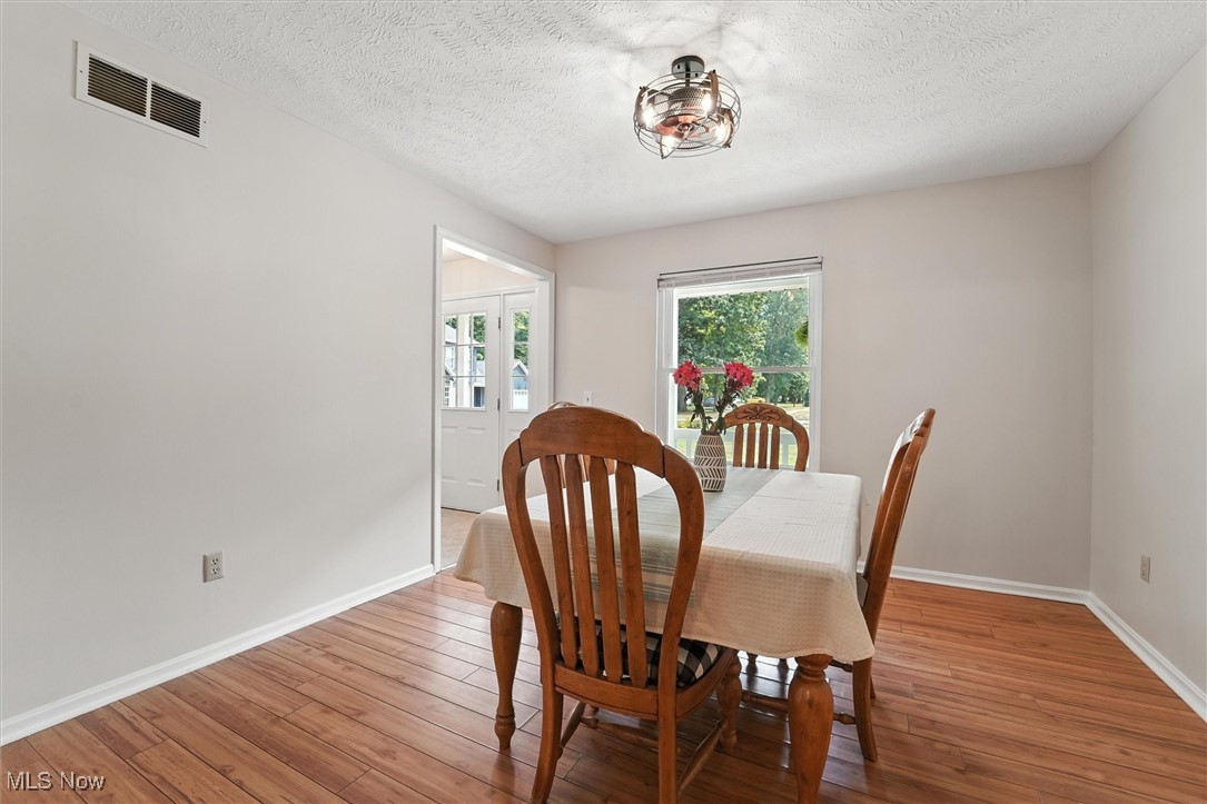 Geneva, Ohio 44041, United States, 4 Bedrooms Bedrooms, ,3 BathroomsBathrooms,Residential,Active,184585