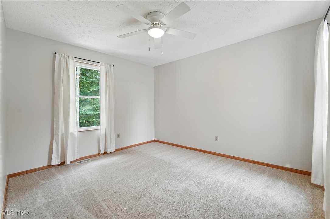 Geneva, Ohio 44041, United States, 4 Bedrooms Bedrooms, ,3 BathroomsBathrooms,Residential,Active,184585