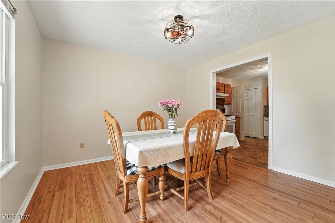 Geneva, Ohio 44041, United States, 4 Bedrooms Bedrooms, ,3 BathroomsBathrooms,Residential,Active,184585