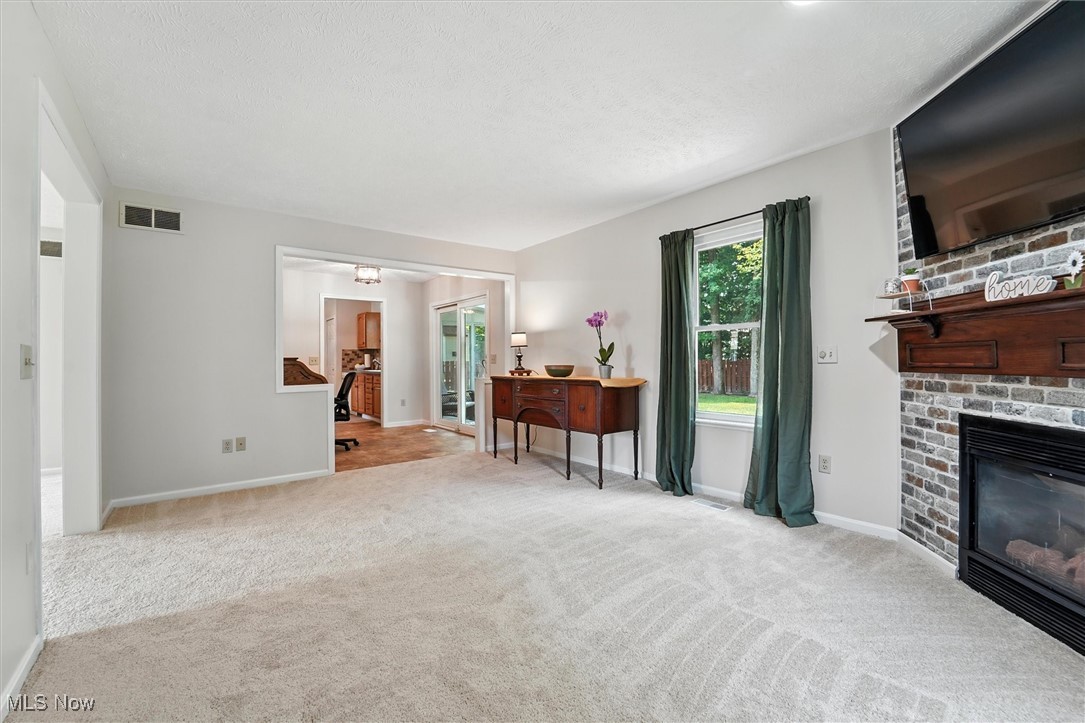 Geneva, Ohio 44041, United States, 4 Bedrooms Bedrooms, ,3 BathroomsBathrooms,Residential,Active,184585