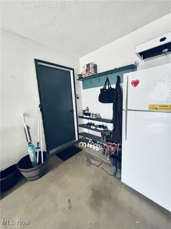 Geneva, Ohio 44041, United States, 4 Bedrooms Bedrooms, ,3 BathroomsBathrooms,Residential,Active,184585