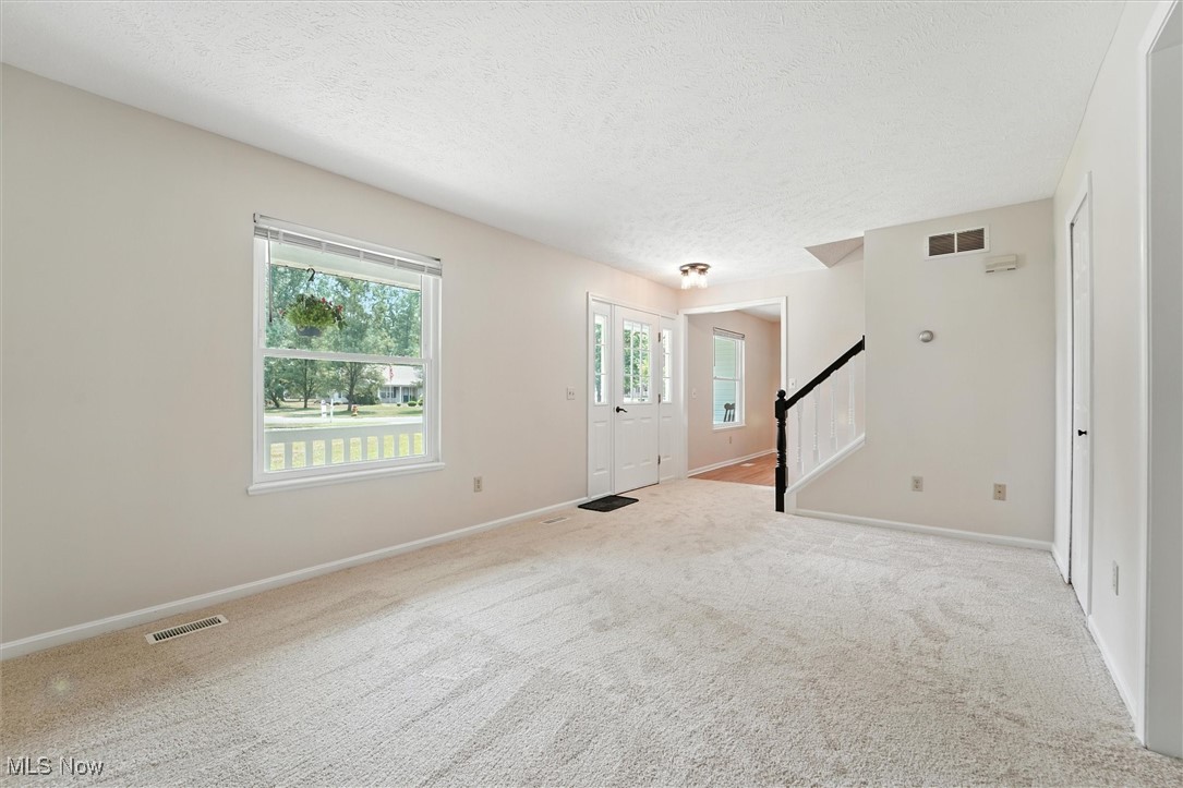 Geneva, Ohio 44041, United States, 4 Bedrooms Bedrooms, ,3 BathroomsBathrooms,Residential,Active,184585