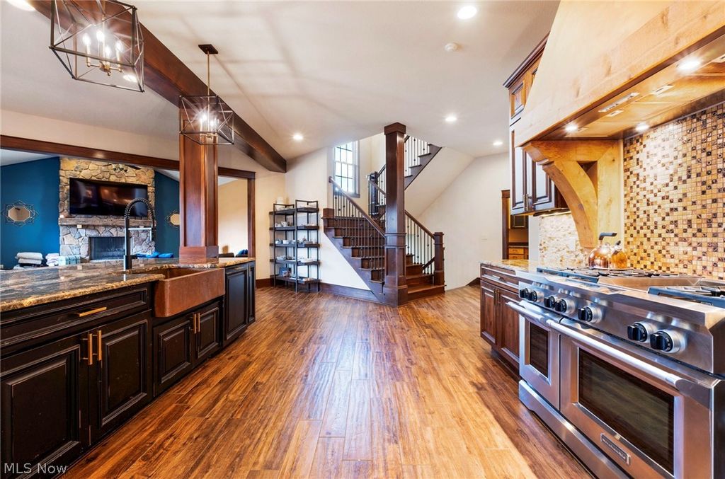 Photo of 1130 Fox Den Trail, Canfield, OH 44406 (MLS # 5193294)